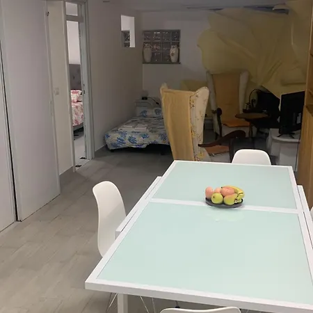 Дом отдыха La Taverna Con Giardino Vicino Al Mare Чивитавеккья